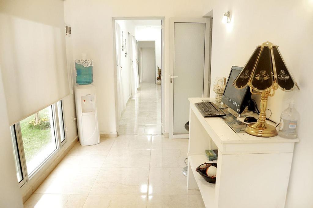 Gure Loa Urbano Bed & Breakfast Мина Клаверо Екстериор снимка